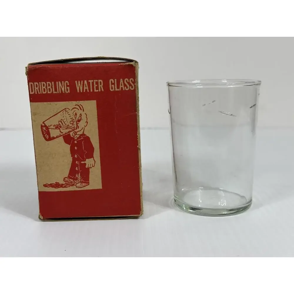 VINTAGE GAG GIFT NOVELTY DRIBBLING WATER GLASS‎ WITH THE ORIGINAL BOX